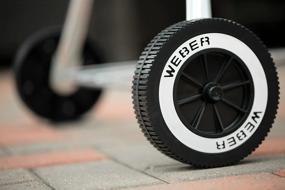 Weber Charcoal Grills Original Kettle 18-in W Black Kettle Charcoal Grill 9 Weber Charcoal Grills Original Kettle 18-in W Black Kettle Charcoal Grill - Image 9