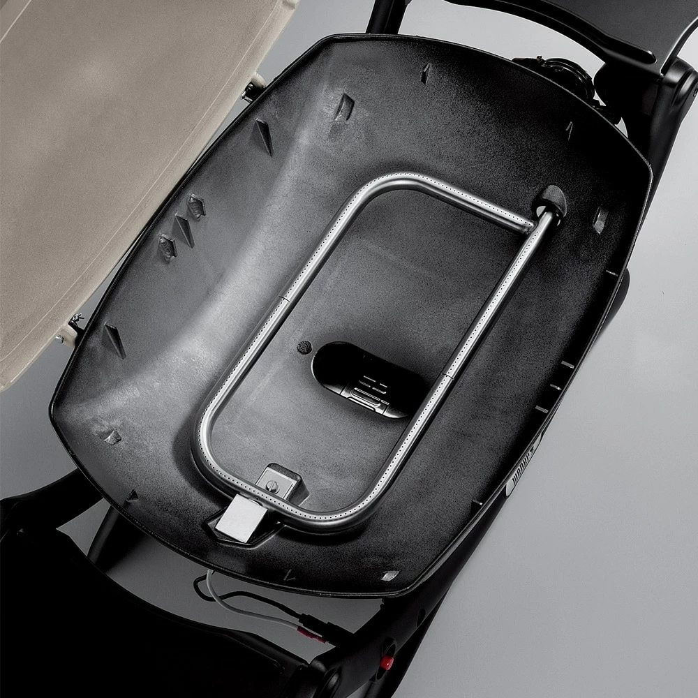 Weber Portable Grills Q 1200 Black 8500-BTU 189-sq in Portable Gas Grill 3 Weber Portable Grills Q 1200 Black 8500-BTU 189-sq in Portable Gas Grill - Image 3