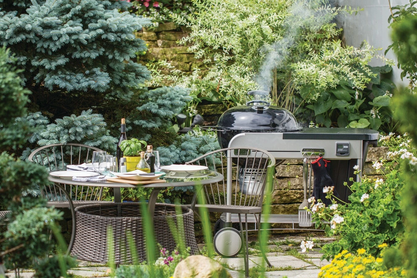 Weber Charcoal Grills Performer Premium 22-in W Black Kettle Charcoal Grill 2 Weber Charcoal Grills Performer Premium 22-in W Black Kettle Charcoal Grill - Image 2