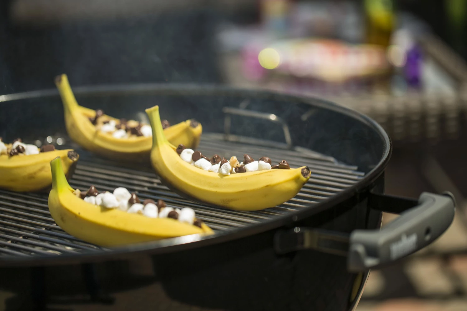 Weber Charcoal Grills Original Kettle Premium 22-in W Black Kettle Charcoal Grill 4 Weber Charcoal Grills Original Kettle Premium 22-in W Black Kettle Charcoal Grill - Image 4