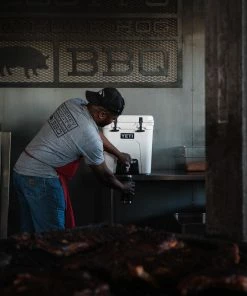 YETI Beverage Coolers Silo 6-Gallon Beverage Cooler 36 YETI Beverage Coolers Silo 6-Gallon Beverage Cooler -Weber Online Store 12218927