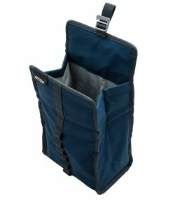 YETI Portable Coolers Daytrip Lunch Bag, Navy 16 YETI Portable Coolers Daytrip Lunch Bag, Navy -Weber Online Store 13366146