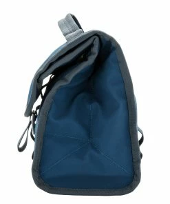 YETI Portable Coolers Daytrip Lunch Bag, Navy 18 YETI Portable Coolers Daytrip Lunch Bag, Navy -Weber Online Store 13366148