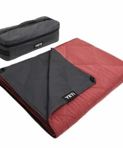 YETI Blankets & Throws Lowlands Blanket for Indoor/Outdoor, Fireside Red