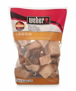 Weber Wood Chunks 4-lb Wood Chips