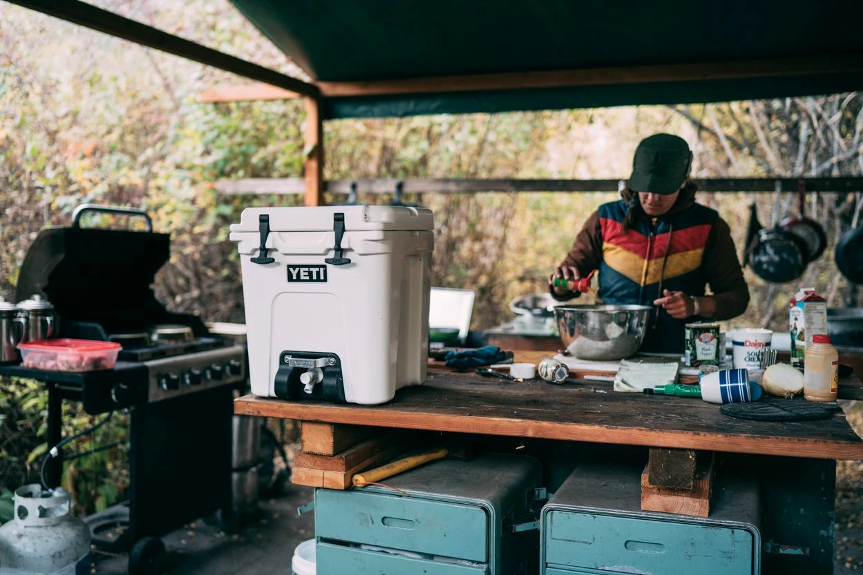 YETI Beverage Coolers Silo 6-Gallon Beverage Cooler 11 YETI Beverage Coolers Silo 6-Gallon Beverage Cooler - Image 11