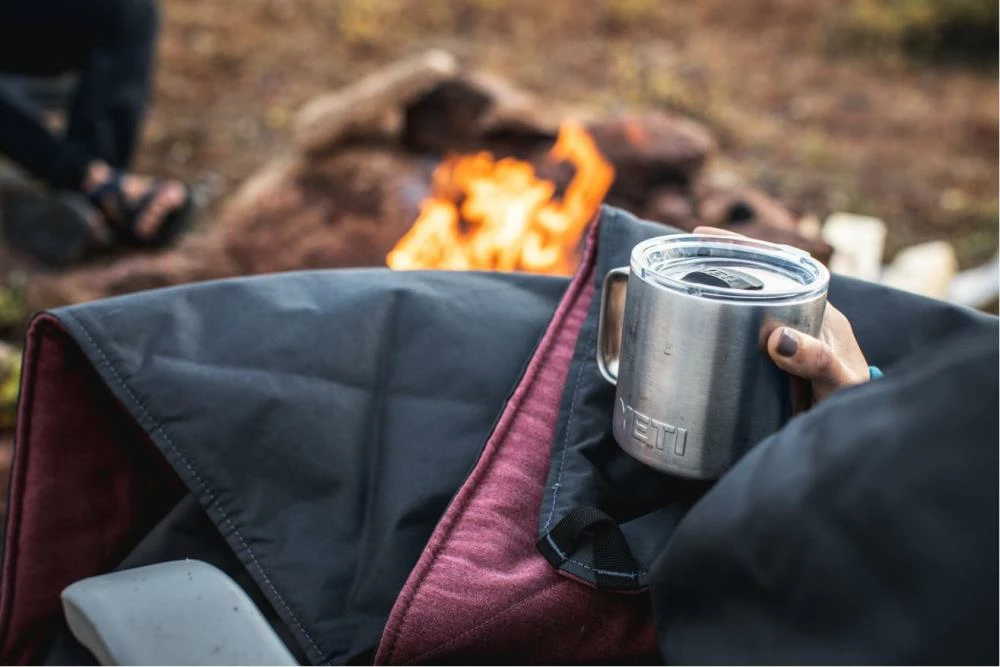 YETI Blankets & Throws Lowlands Blanket for Indoor/Outdoor, Fireside Red 8 YETI Blankets & Throws Lowlands Blanket for Indoor/Outdoor, Fireside Red - Image 8