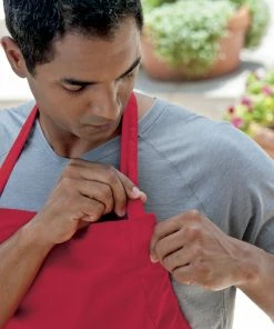 Weber Grilling Apparel Red Cotton Grilling Apron 8 Weber Grilling Apparel Red Cotton Grilling Apron -Weber Online Store 44019116 scaled