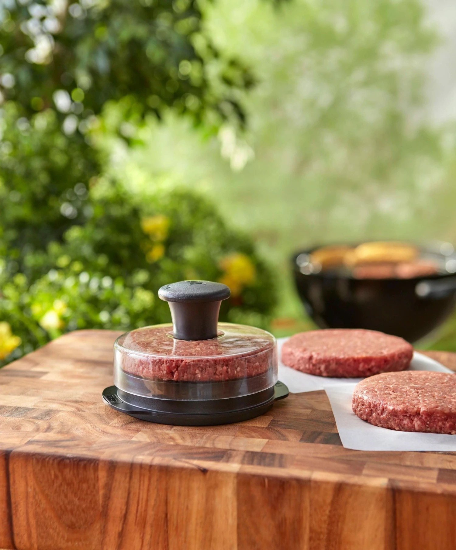 Weber Grilling Tools & Utensils Plastic Burger Press 3 Weber Grilling Tools & Utensils Plastic Burger Press - Image 3