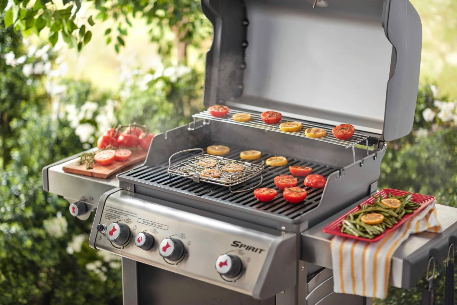 Weber Grill Cookware 9-in Stainless Steel Fish Basket 4 Weber Grill Cookware 9-in Stainless Steel Fish Basket - Image 4