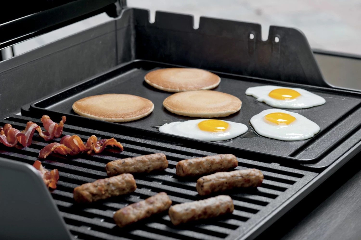 Weber Grill Cooking Grates & Warming Racks 17.4-in x 12.1-in Rectangle Porcelain-coated Cast Iron Grilling Grate 4 Weber Grill Cooking Grates & Warming Racks 17.4-in x 12.1-in Rectangle Porcelain-coated Cast Iron Grilling Grate - Image 4