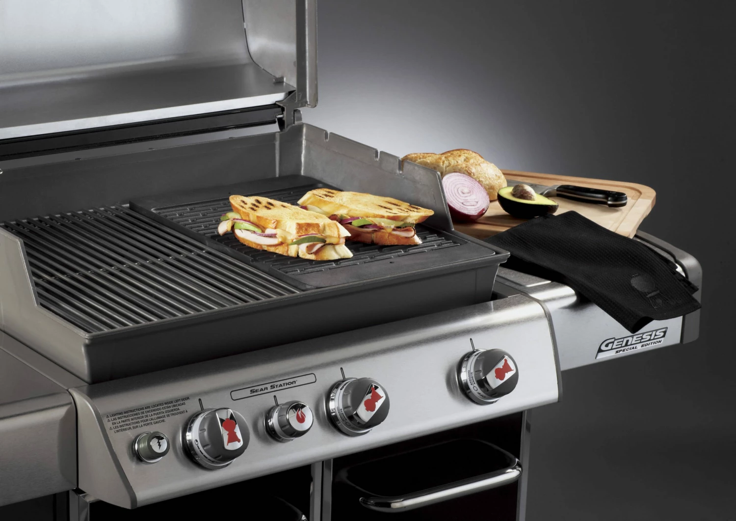 Weber Grill Cooking Grates & Warming Racks 17.4-in x 12.1-in Rectangle Porcelain-coated Cast Iron Grilling Grate 3 Weber Grill Cooking Grates & Warming Racks 17.4-in x 12.1-in Rectangle Porcelain-coated Cast Iron Grilling Grate - Image 3