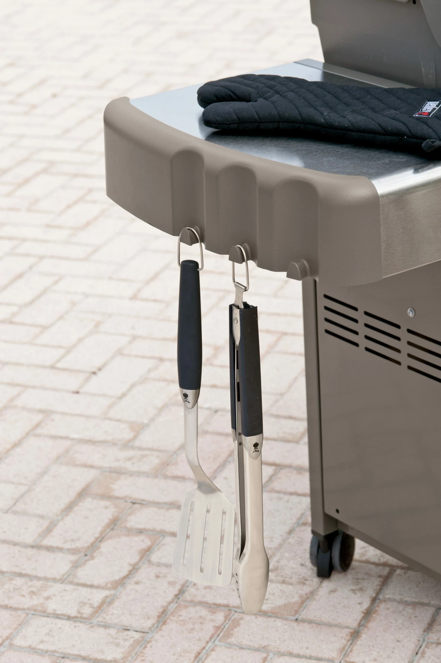 Weber Grilling Apparel Black Cotton Grill Mitt 3 Weber Grilling Apparel Black Cotton Grill Mitt - Image 3