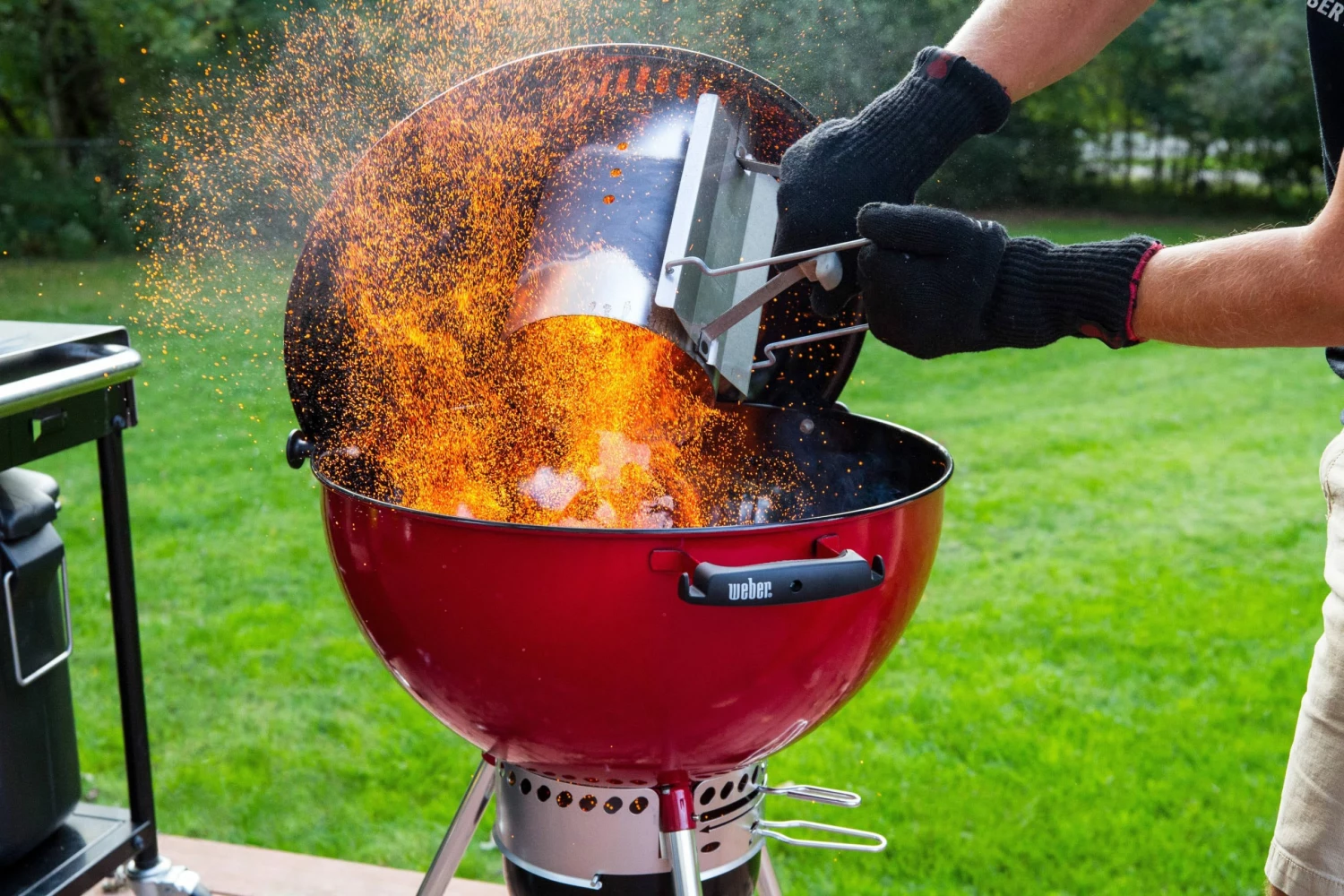 Weber Charcoal & Accessories Chimney 10 Weber Charcoal & Accessories Chimney - Image 10